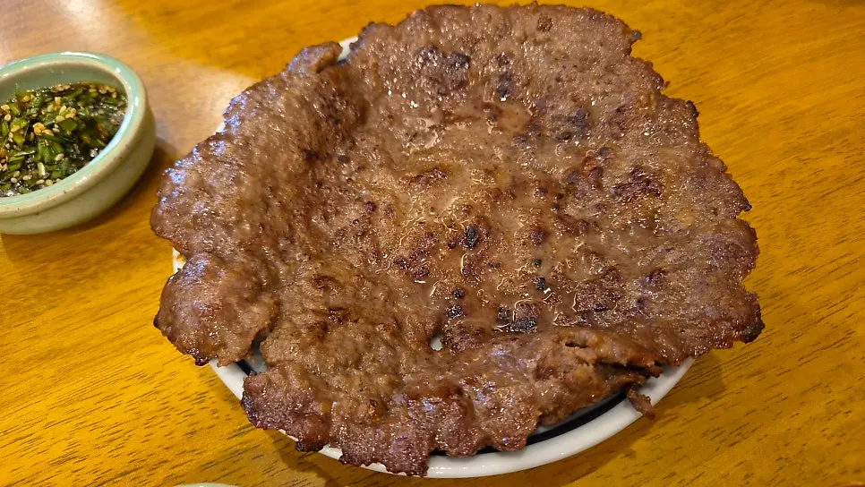A plate of well-seasoned hanpan galbi