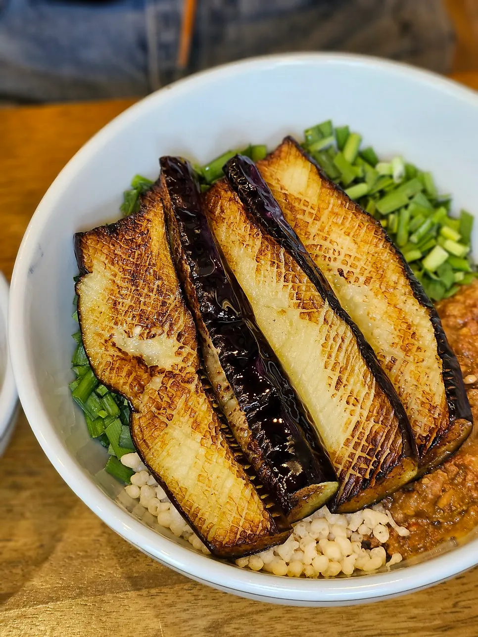 Gopchang gim and deonjang soup
