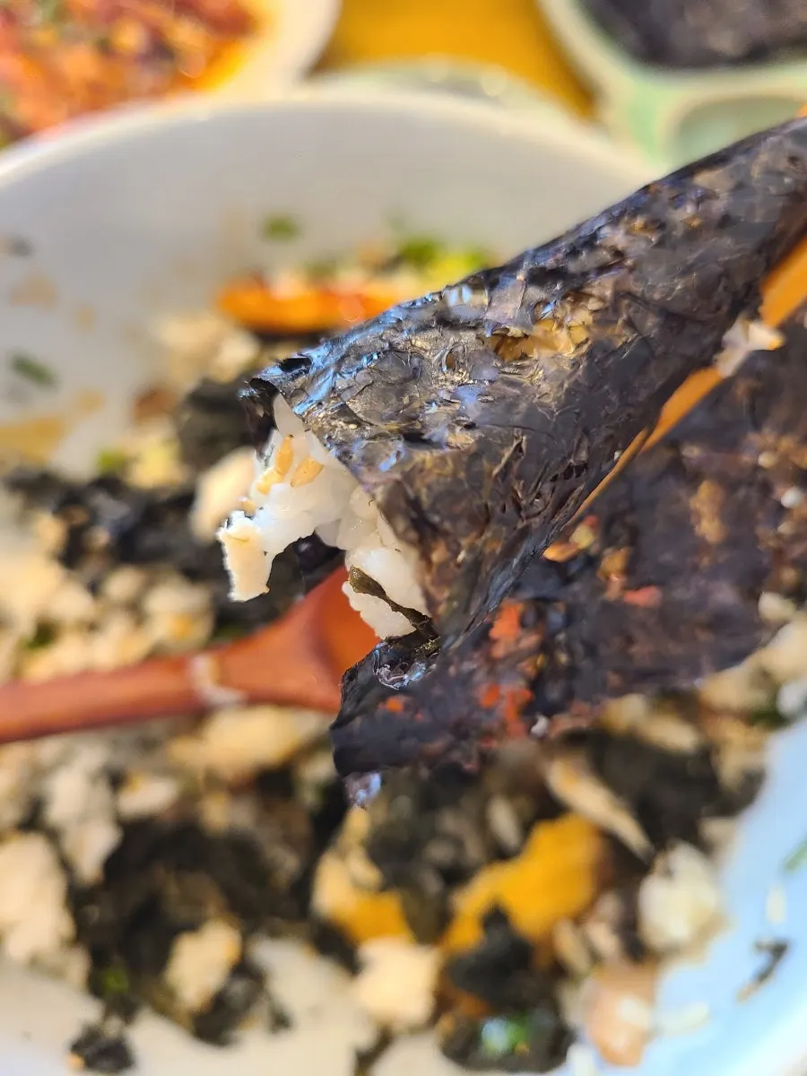 Mackerel gondeure rice mixed with seasoned soy sauce