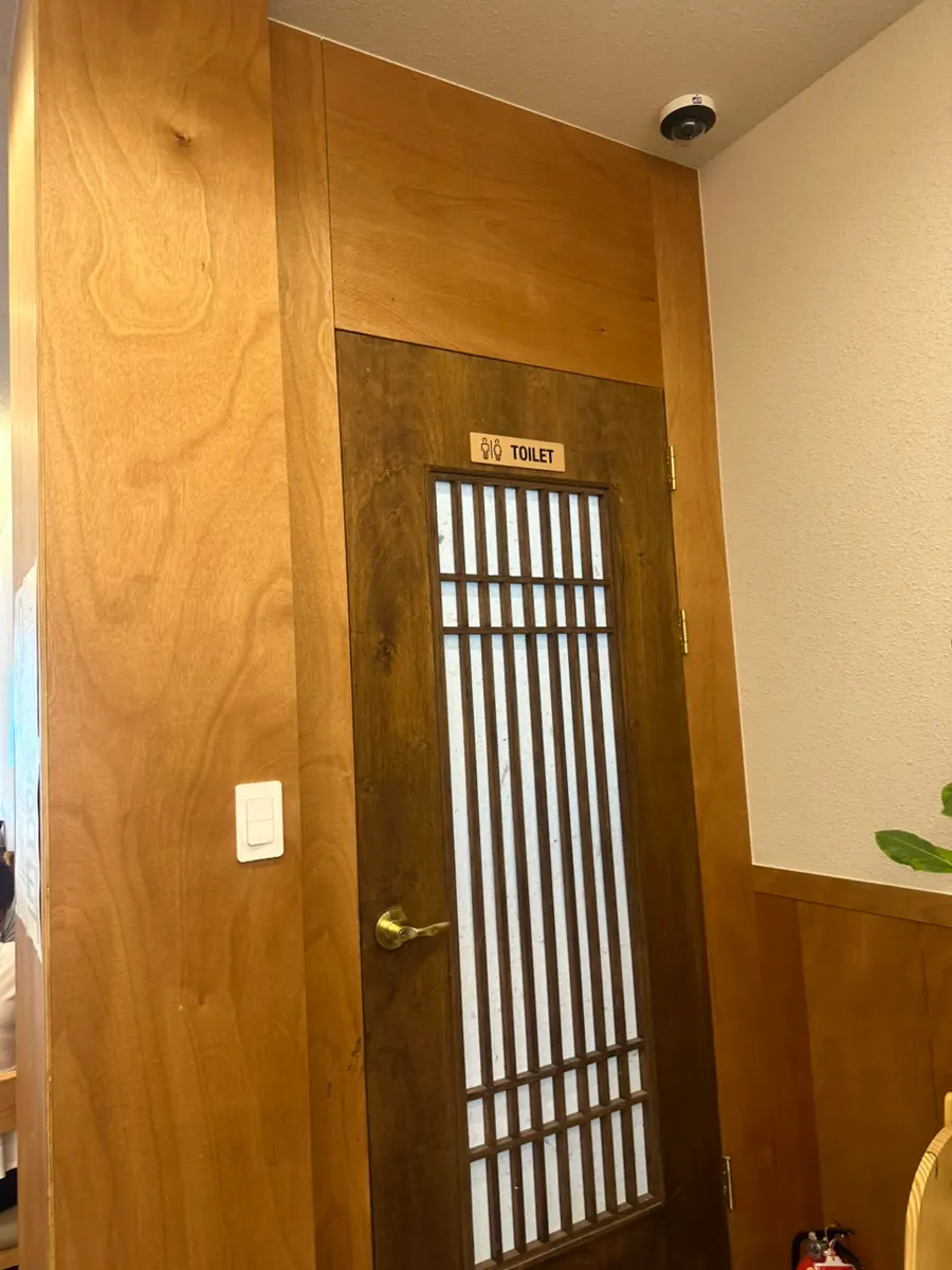 Inner seating area of Hyangtaek Jeonpo Branch
