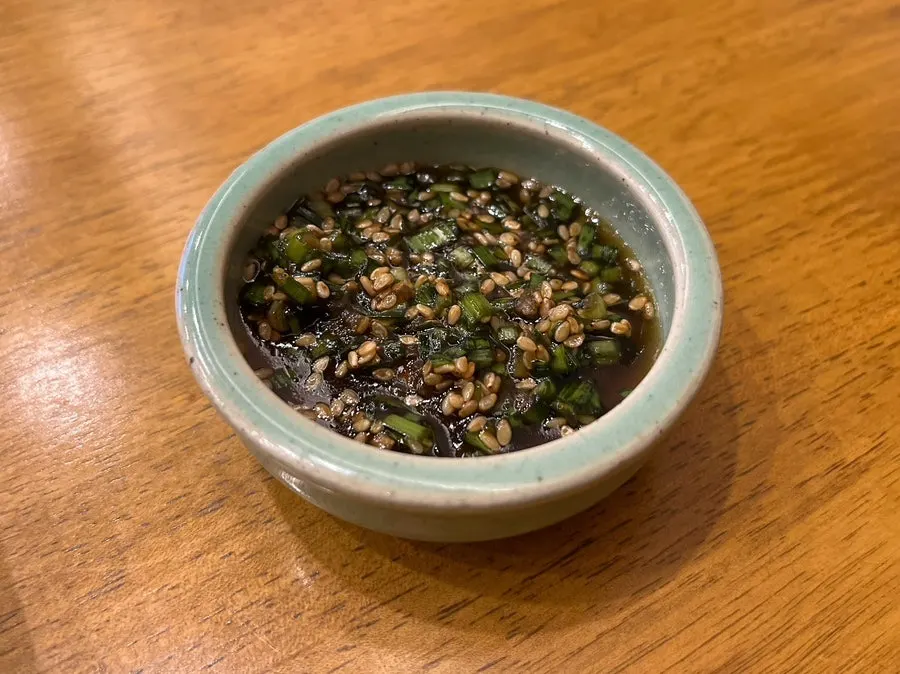 Basic side dishes at Hyangtaek including laver