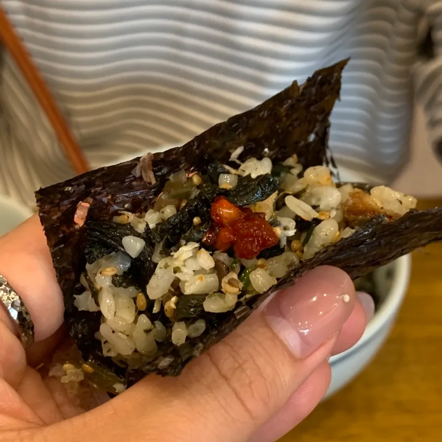 Mackerel gondre rice served with soy sauce seasoning