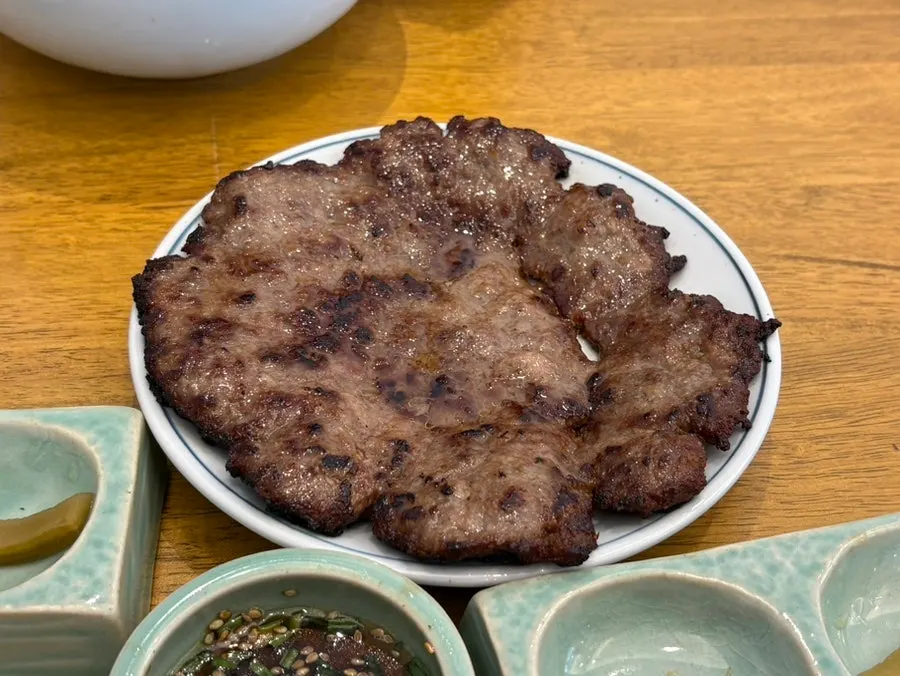 서비스로 나온 향택 한판갈비