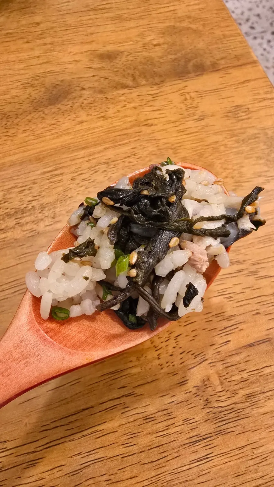 Close-up of grilled mackerel over gondre rice