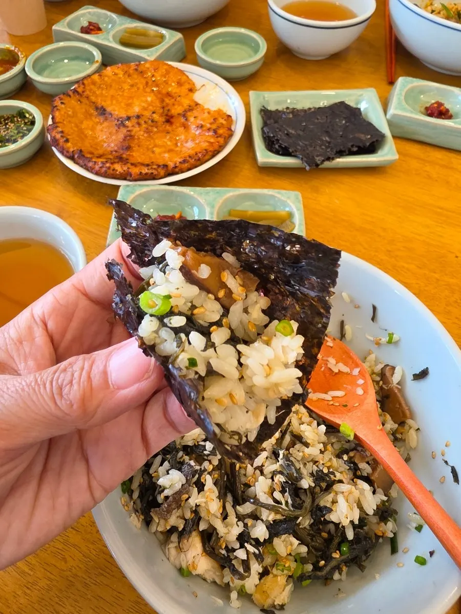A bowl of mixed mackerel gondre rice