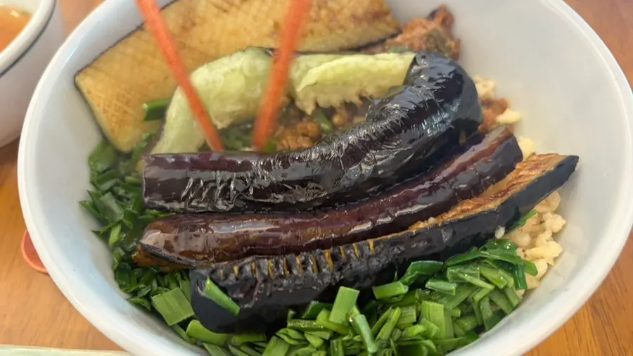 A bowl of Hyangtaek's eggplant doenjang rice bowl