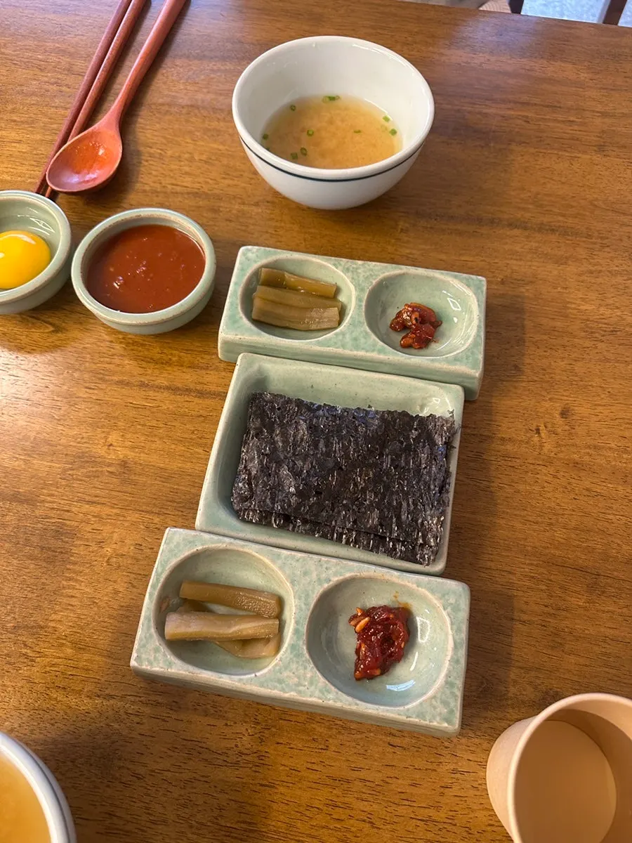 Basic side dishes: roasted gim, jeotgal, pickles, and soup