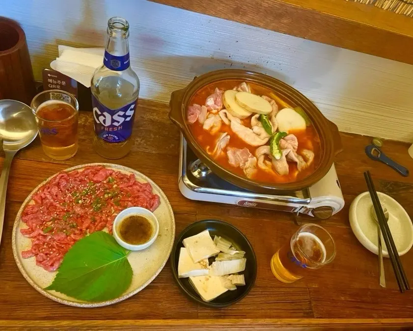 가위로 잘라 먹는 떡곱도리탕