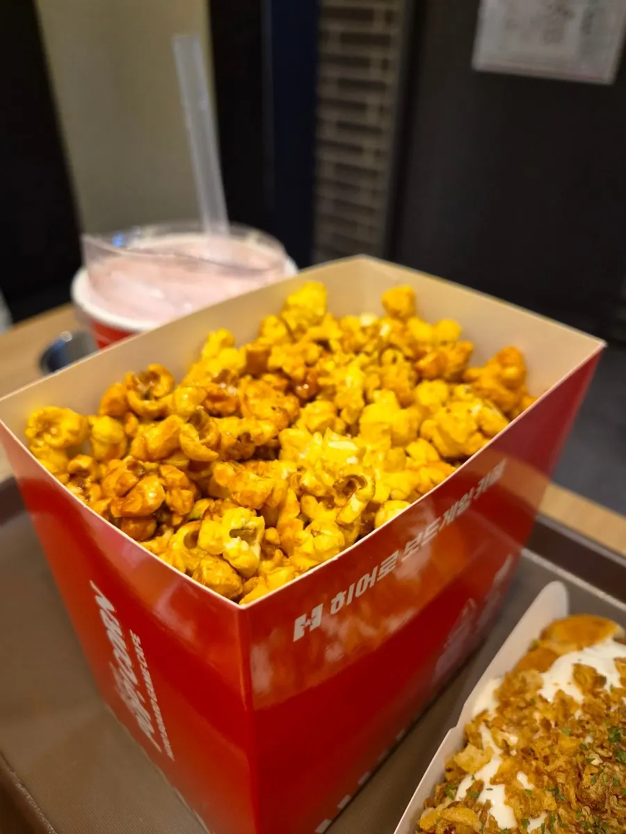 Crispy popcorn enjoyed alongside board games