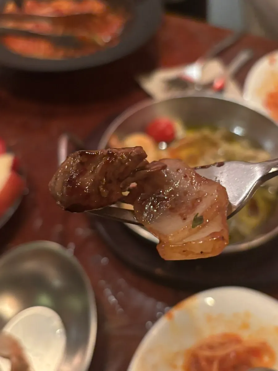 Steak sliced into bite-sized pieces
