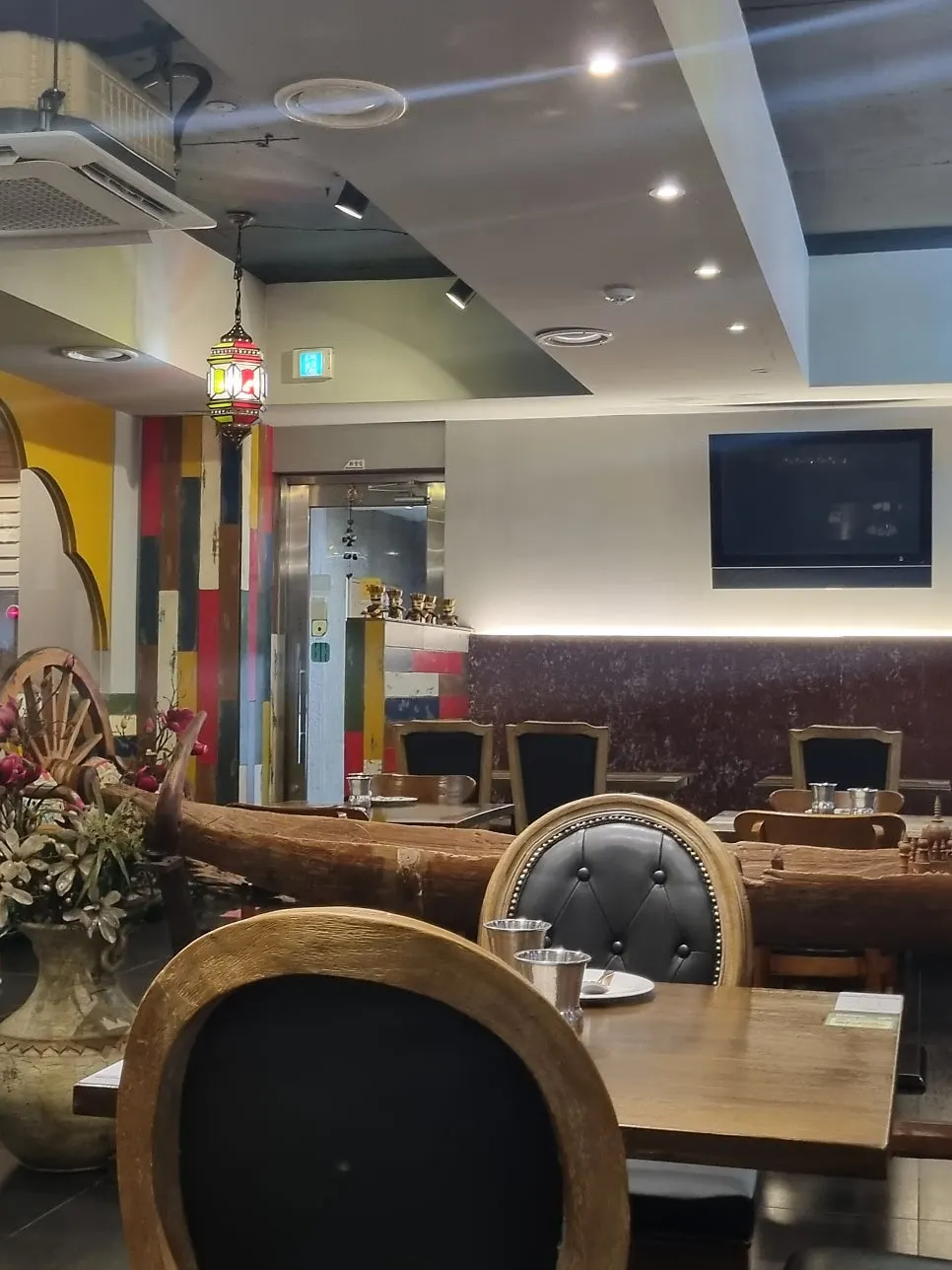 Indian-style colors used in the restaurant's decor