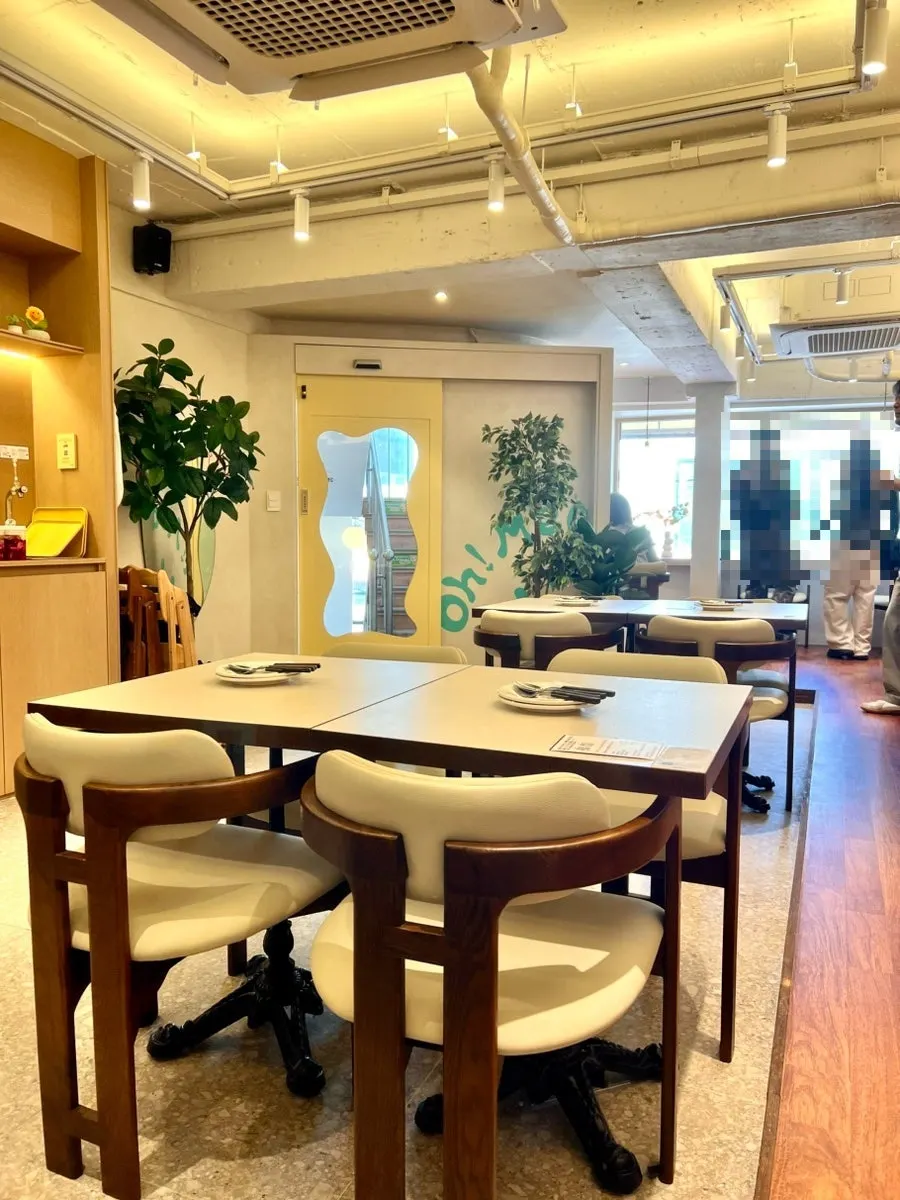 Warm indoor seating at Omil Daehangno