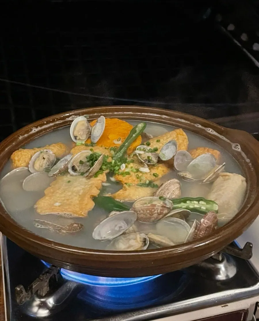 A pot of Hyehwahwa's plump scallop fish cake stew