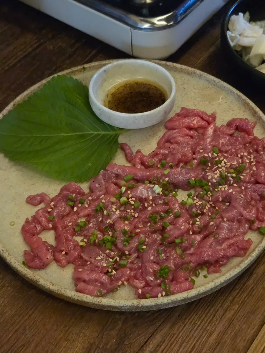 Hyehwahwa's gopdori-tang pot boiling on the table