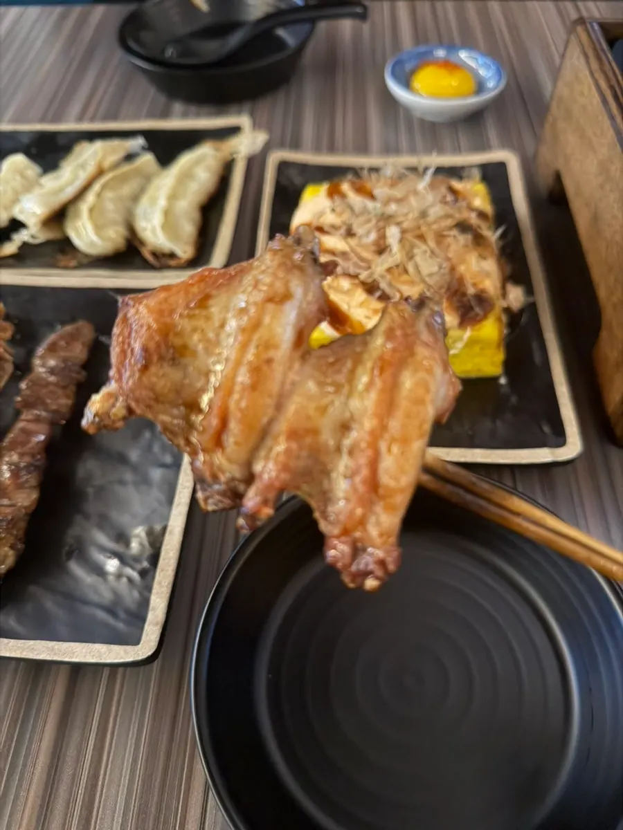 Crisply grilled chicken wings