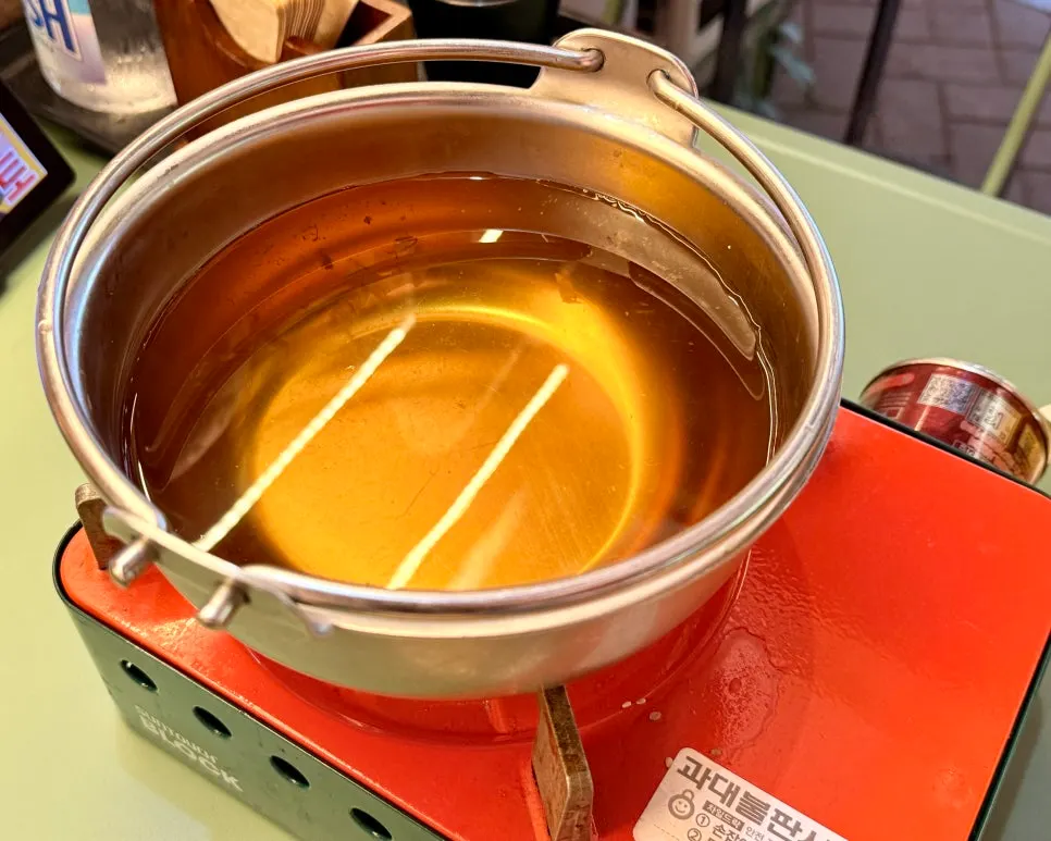 Five premium oden varieties including a fried tofu pouch