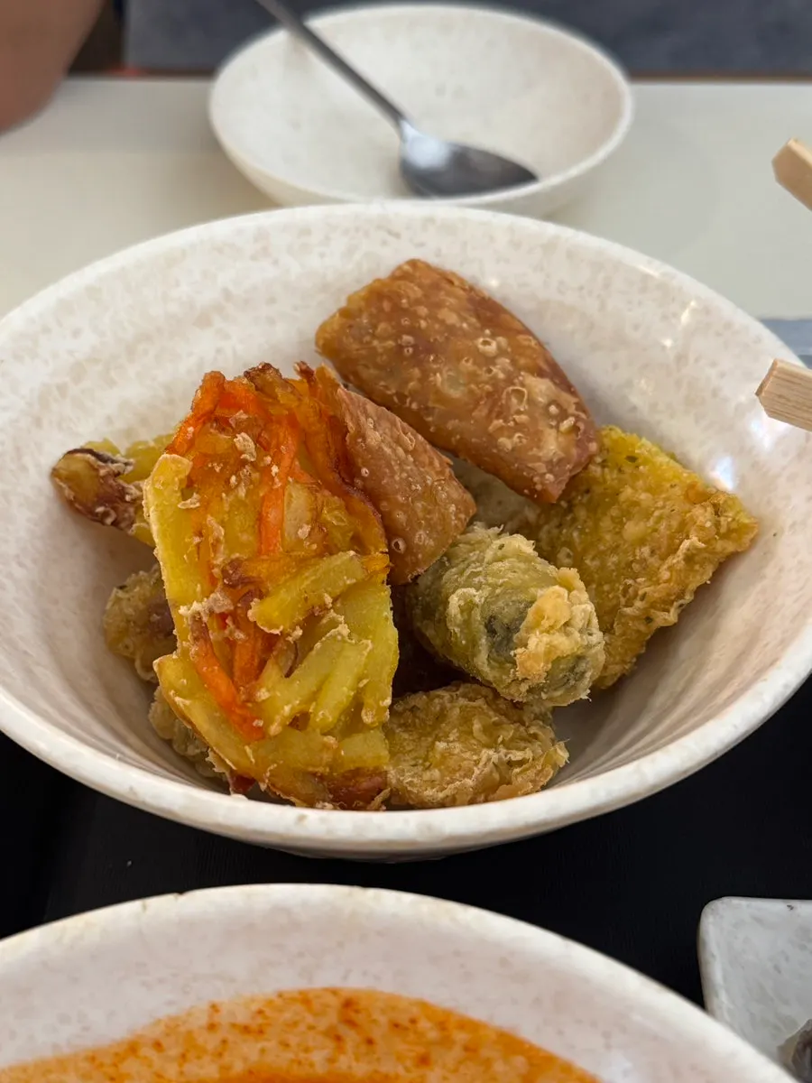 Medium-spice tteokbokki full of broth