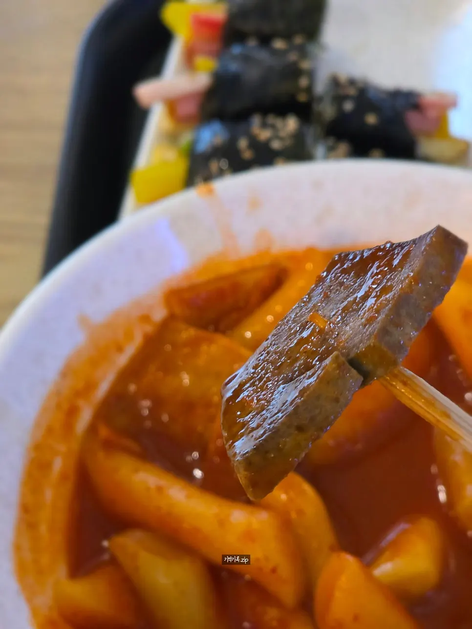 Mild-spiced tteokbokki ordered at Hyeonseonine