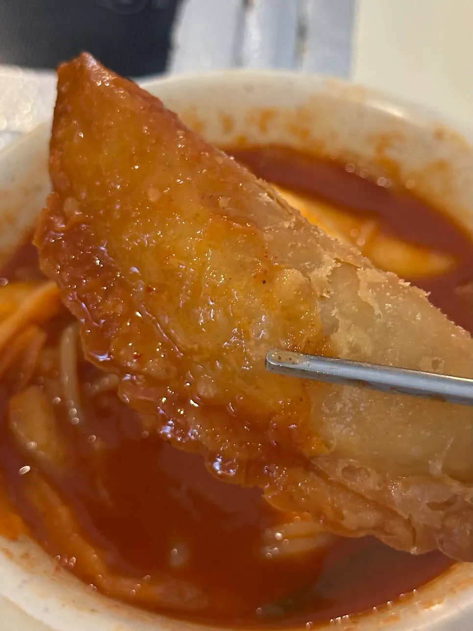 Spicy, cool broth of the instant tteokbokki