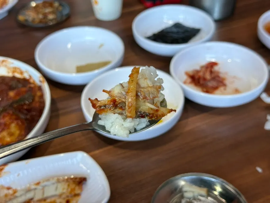 식사를 마친 온정조림 갈치조림 상차림