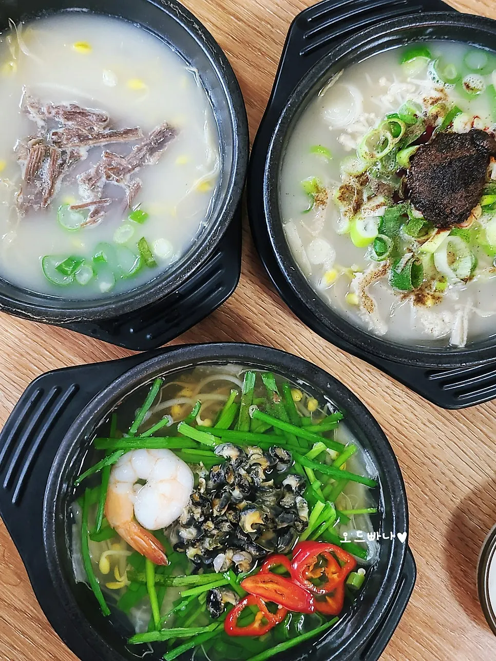 Self-service bar for extra side dishes