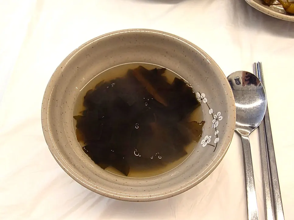 小菜与海带汤