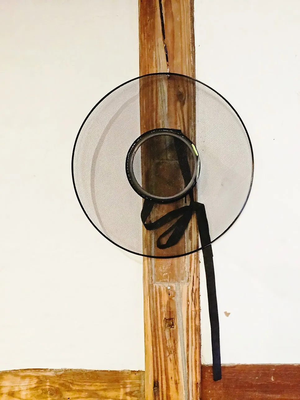 Retro interior of Hyeondae Memil with a jige and gat on display