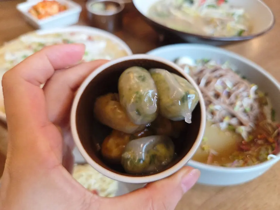 Hyeondae Memil's buckwheat warm sujebi in brisket broth