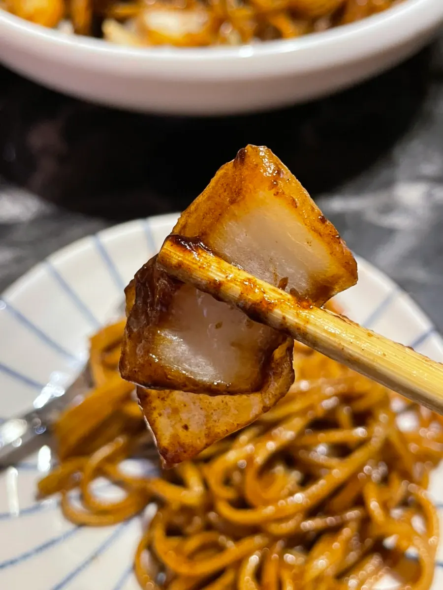 Ganjjajang sauce with onions and meat