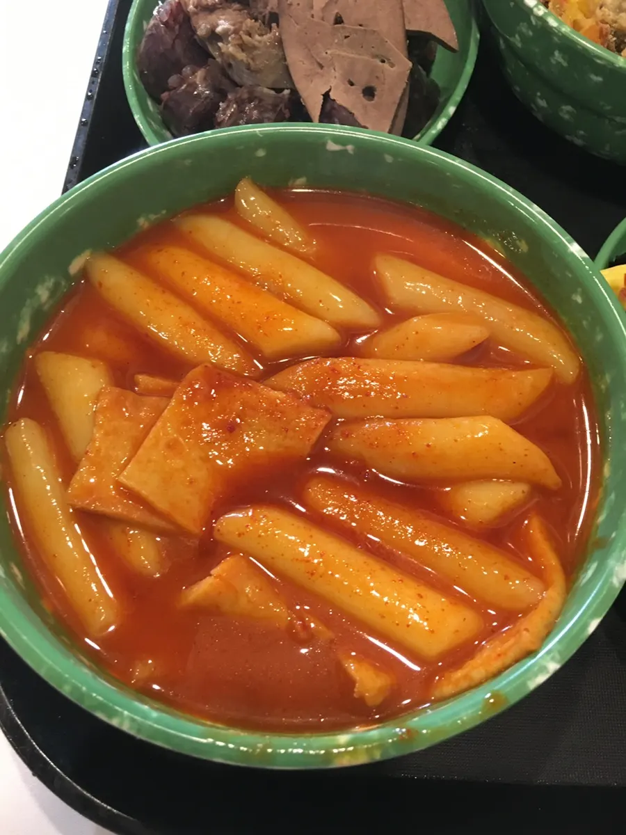 Hyeonseon Combo Set served in a snack bar bowl