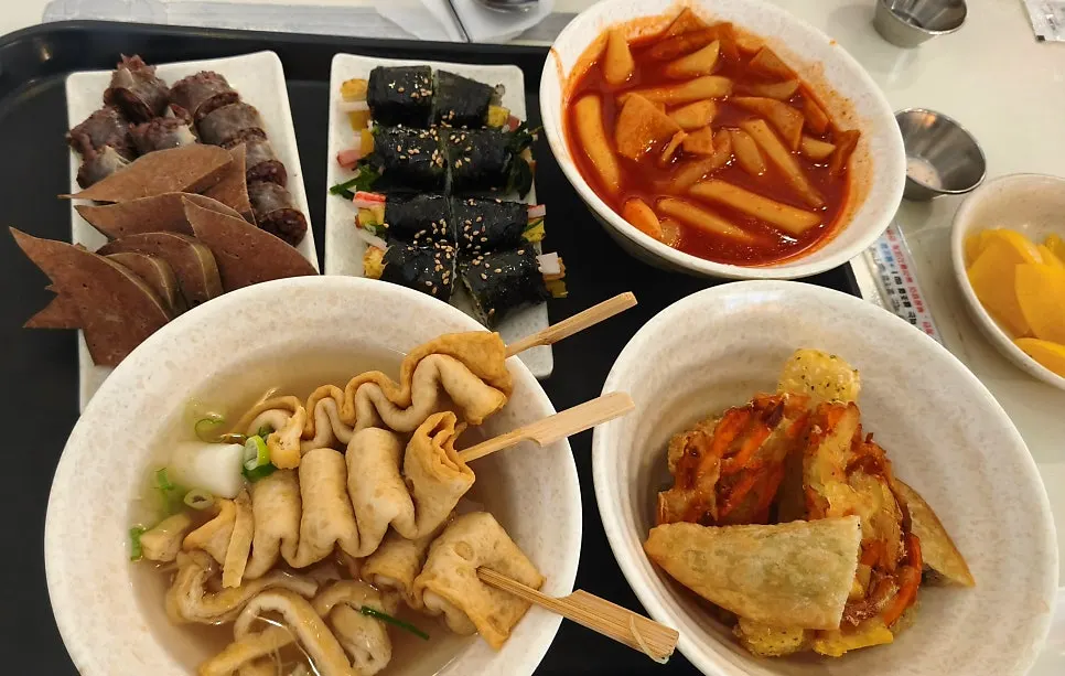 현선이네 콤보세트 전체 상차림