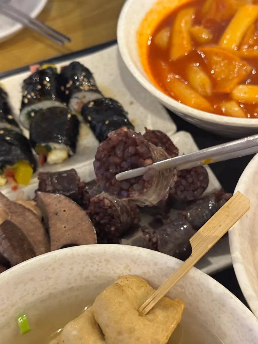 Mini gimbap with a strong sesame oil aroma