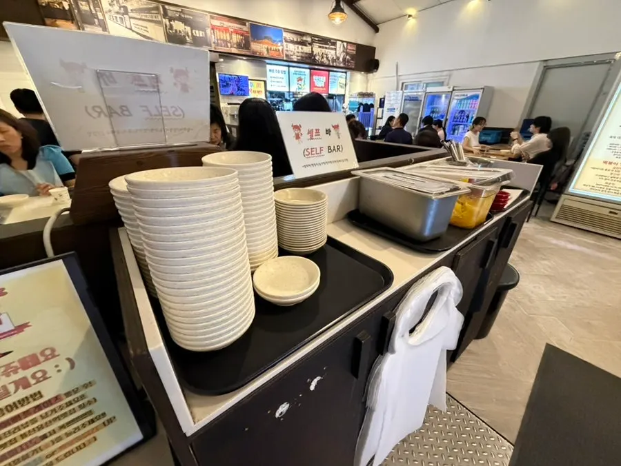 Kiosk menu screen at Hyeonseonine Yongsan Main Branch