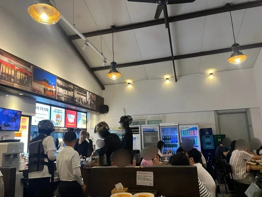 Wide view of the snack restaurant hall with plenty of tables