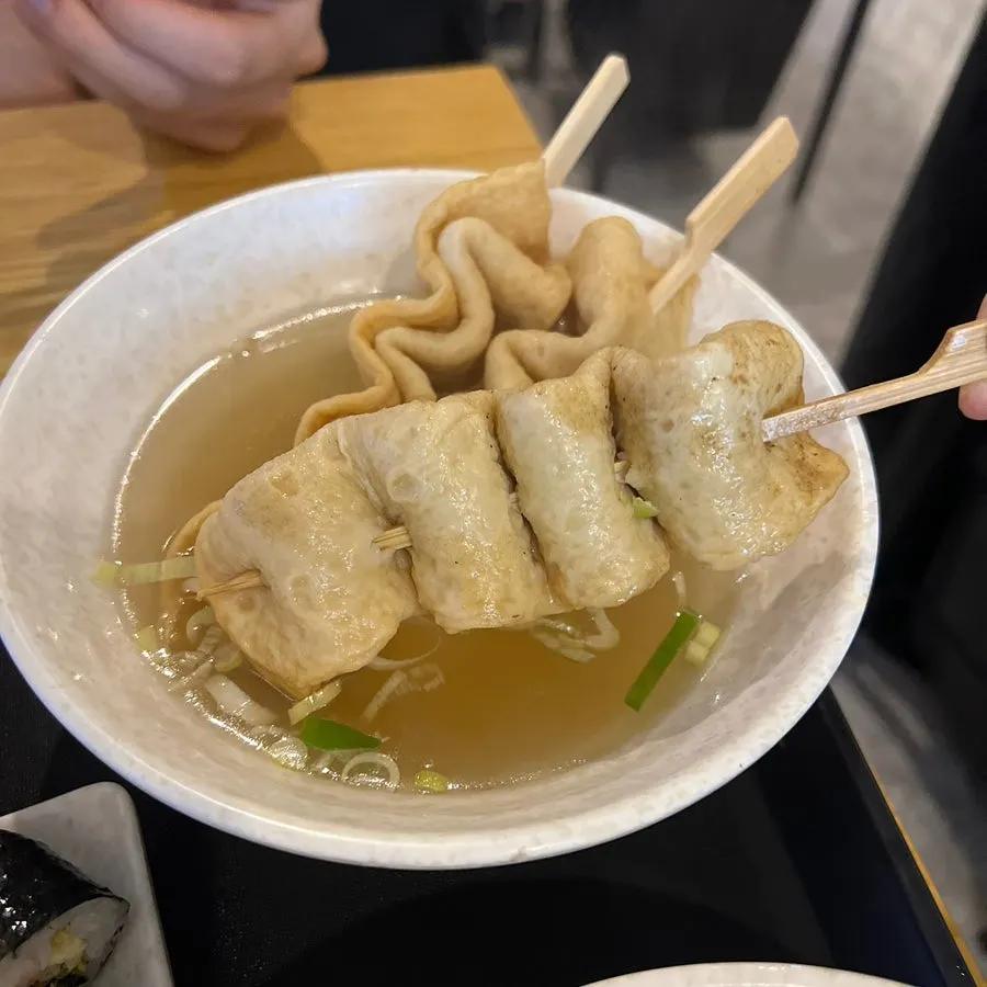 매콤달콤한 소스의 밀떡 떡볶이 클로즈업