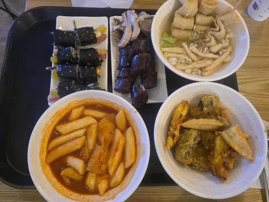 순한맛으로 주문한 즉석떡볶이 한 판