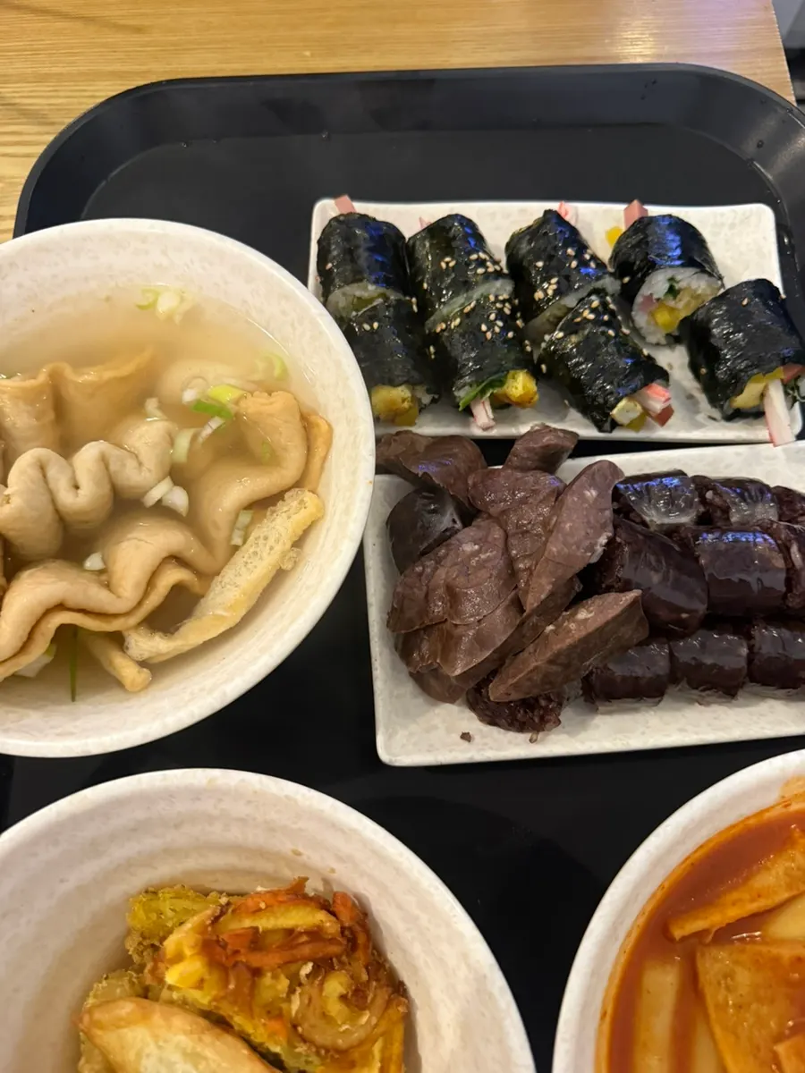 点的中辣辣炒年糕特写