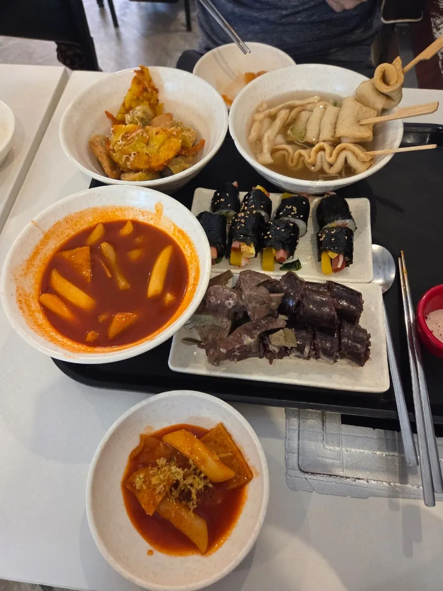 Rice cake and fish cake soaked in sauce