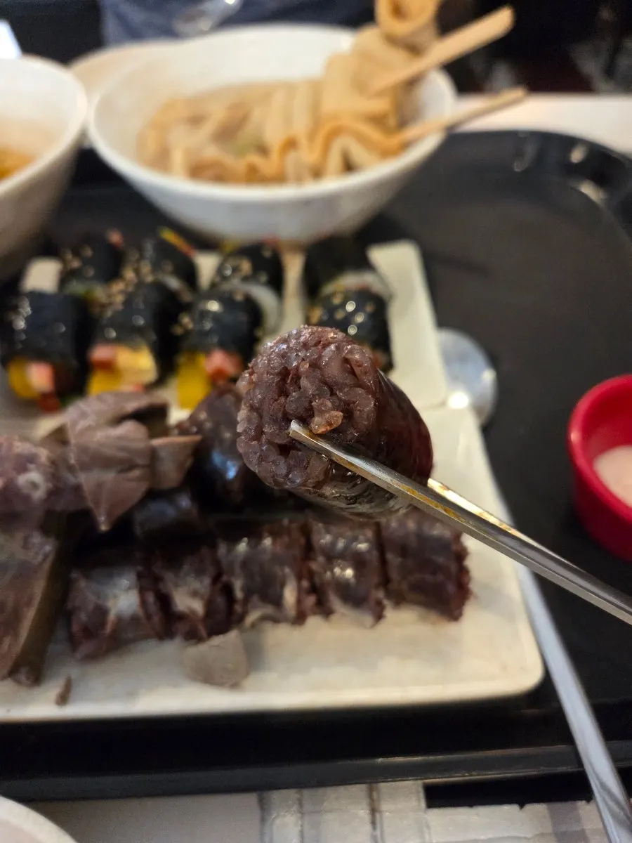 Handmade sundae served with mixed organs