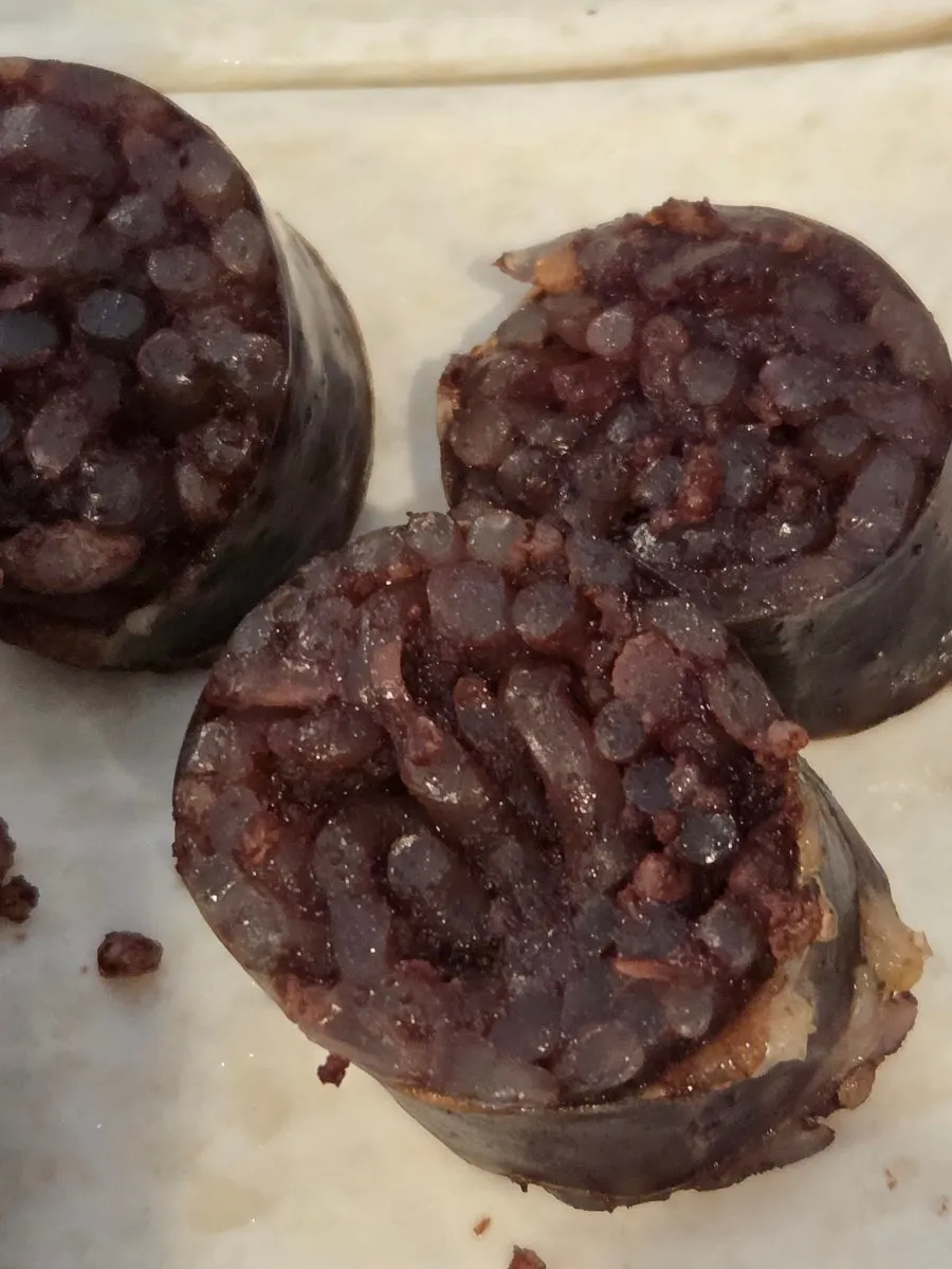 Sundae and organs dipped in salt