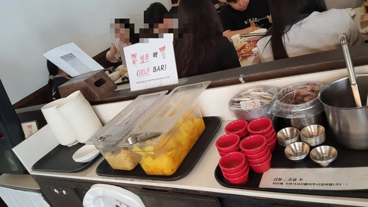Menu and ordering area at Hyeonseonine Yongsan Main Branch