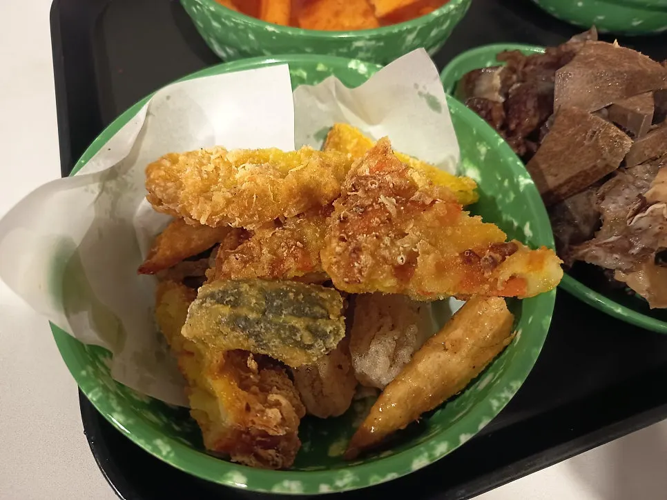 Assorted fried snacks with squid, kimmari, vegetables, and sweet potato