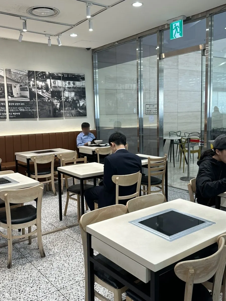 현선이네 IFC몰점 주문 카운터