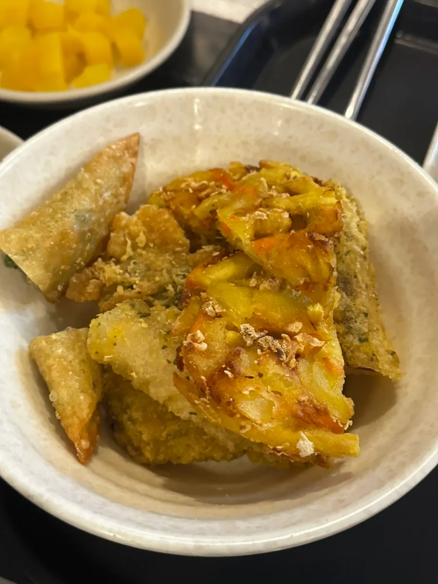 Close-up of Hyeonseonine's medium-spice tteokbokki