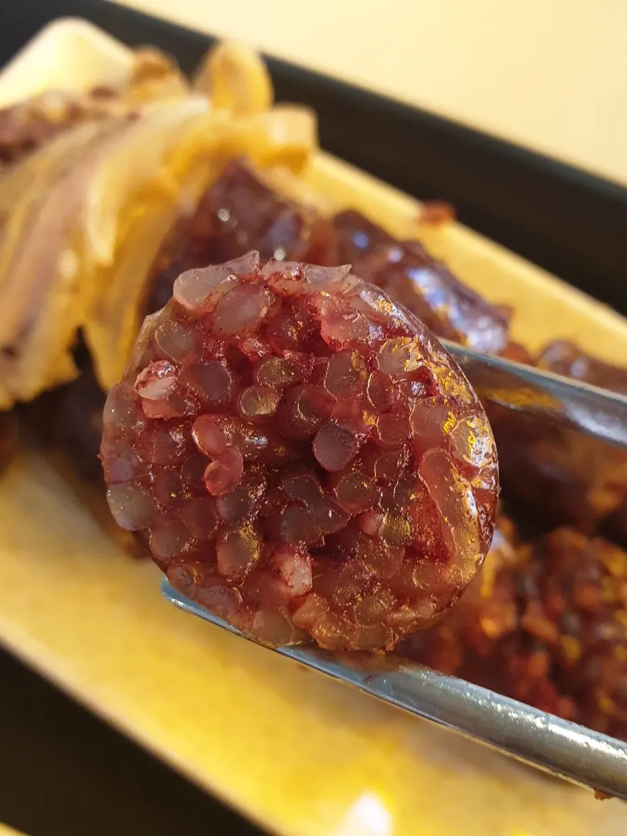 따끈하게 나온 순대 클로즈업