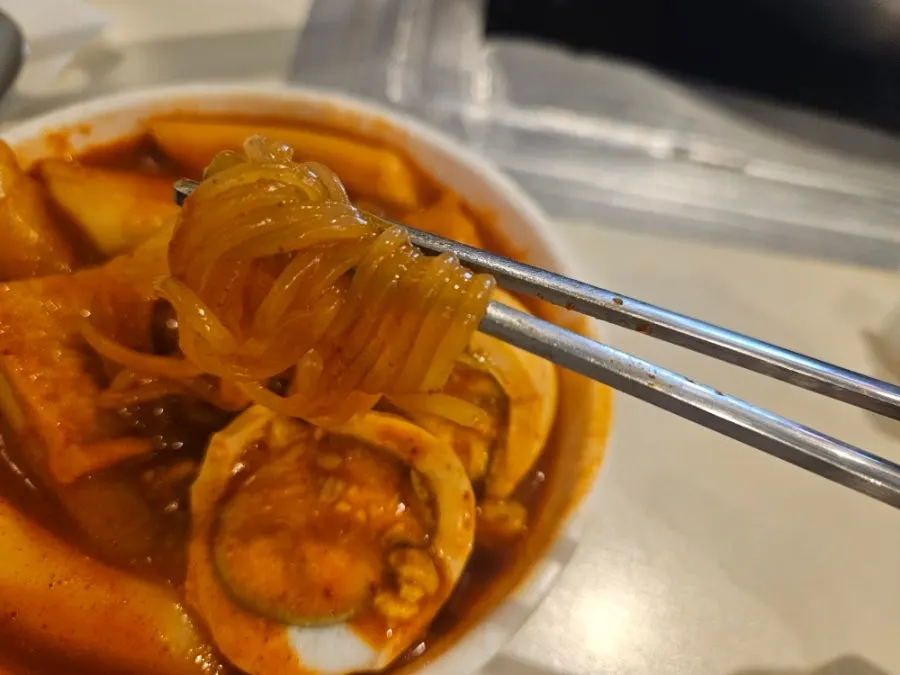 A plate of yakki-mandu ordered alongside