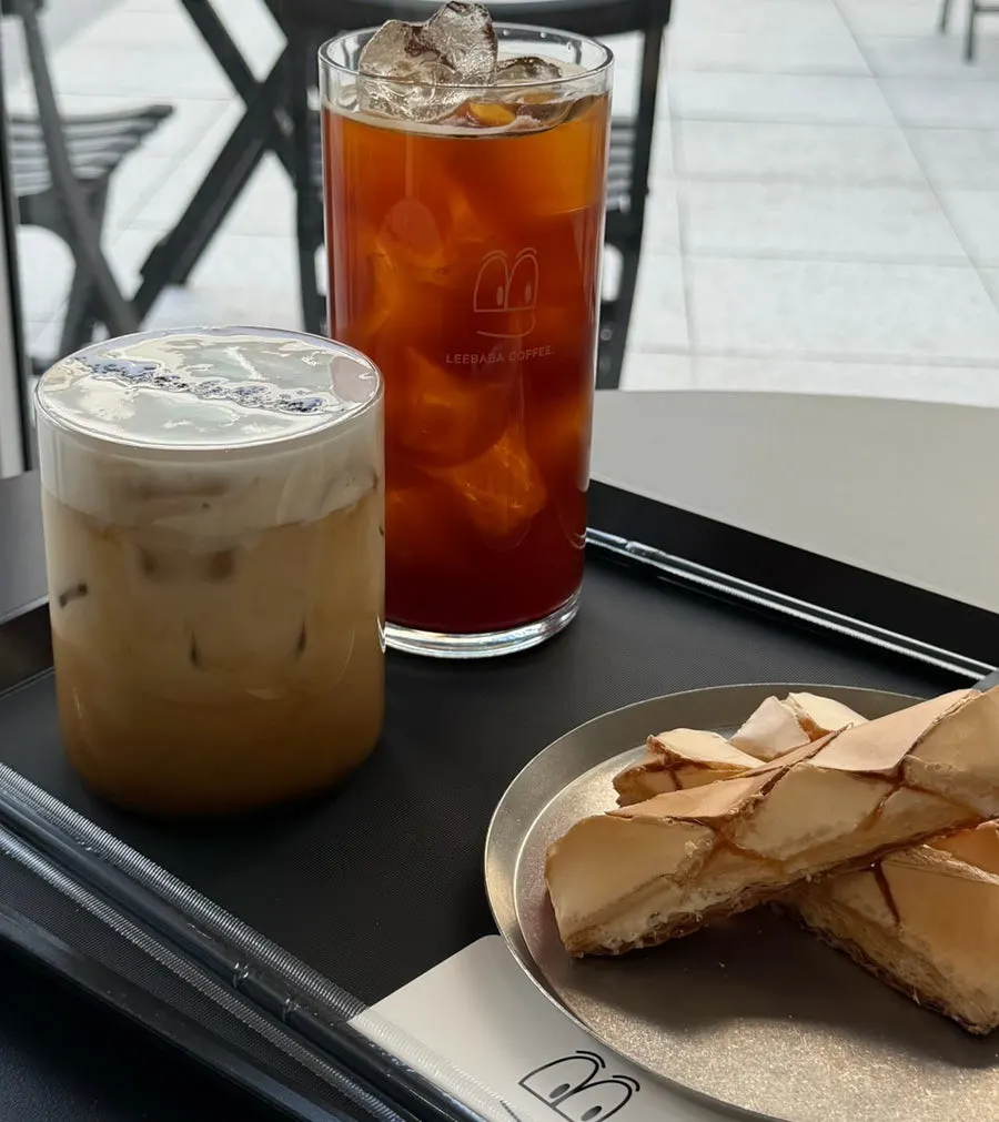 Ibaba Coffee's interior, ideal for staying a long time