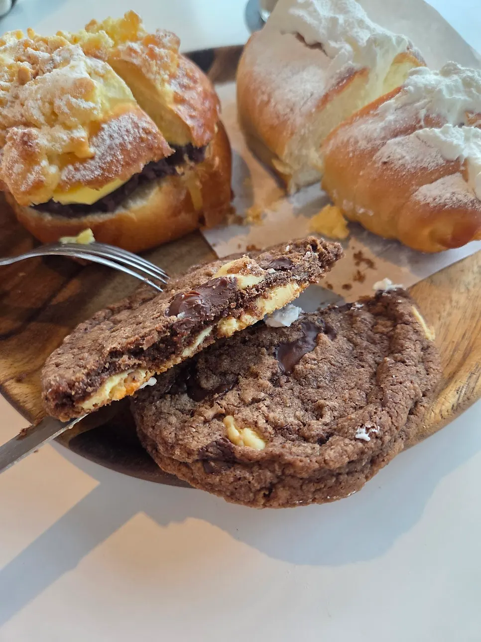 Sobokko bun with butter and red bean paste