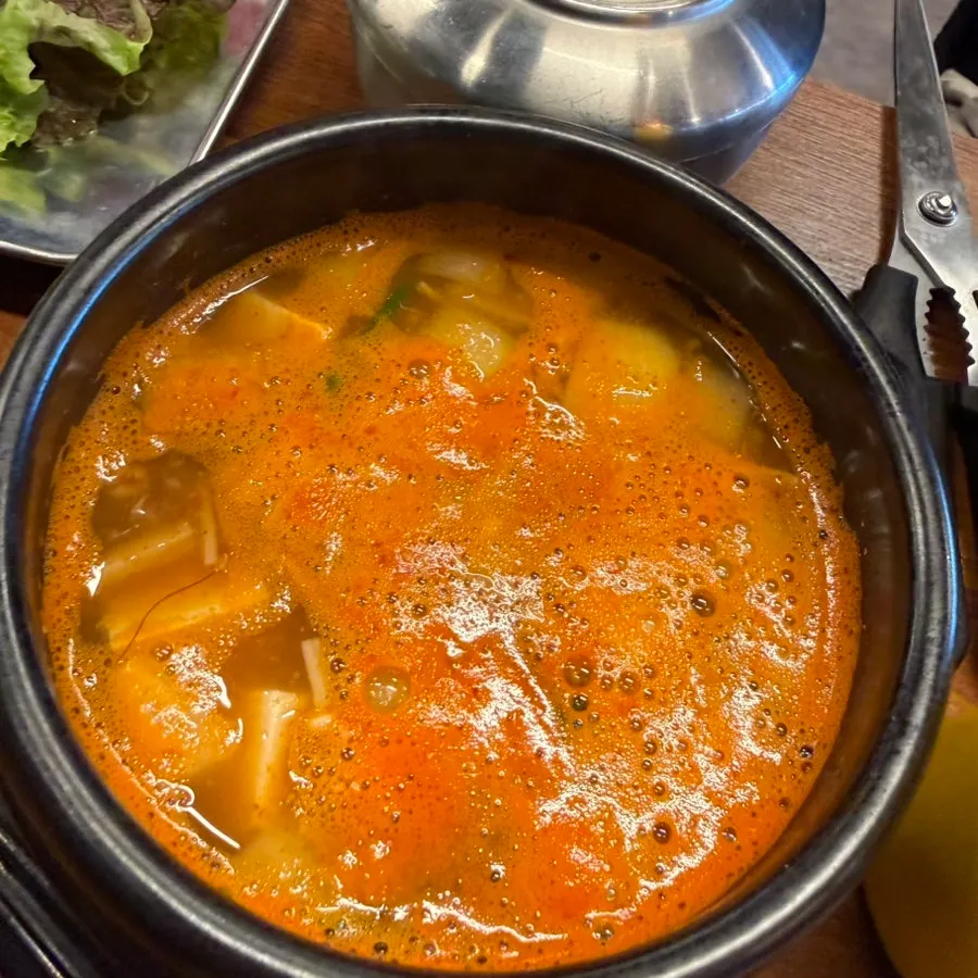 Mul-naengmyeon with beef rib meat