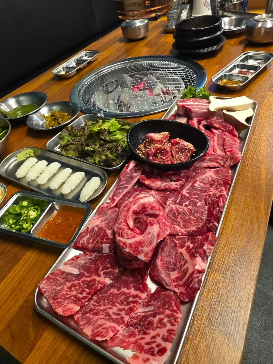 Signature special-cut platter selection